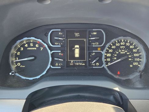 Used 2020 Toyota Tundra SR5 w/ SR5 Upgrade Package RWD image 19
