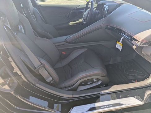 New 2025 Chevrolet Corvette Z06 RWD image 33