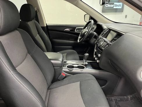 Used 2018 Nissan Pathfinder SV FWD image 58