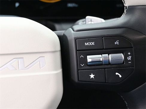 Used 2025 Kia K4 GT-Line image 21