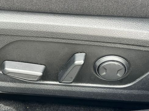 Used 2025 Hyundai Sonata SEL FWD image 22