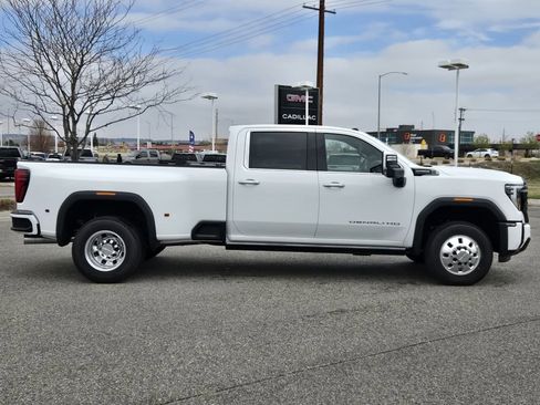 New 2026 GMC Sierra 3500 Denali Ultimate AWD/4WD image 49
