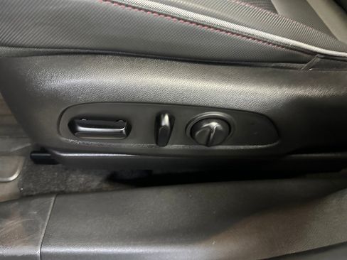 Used 2022 Chevrolet TrailBlazer RS AWD/4WD image 6