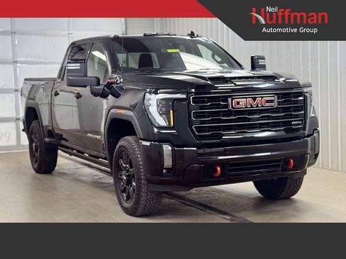 Used 2024 GMC Sierra 2500 AT4 w/ AT4 Premium Plus Package image 1