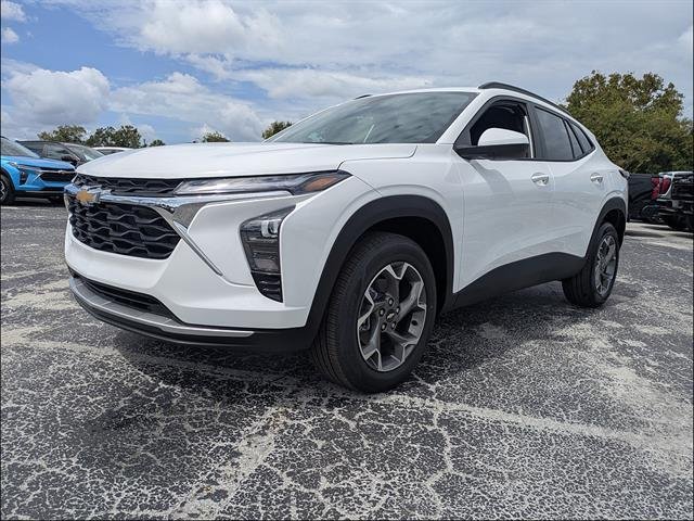 New 2026 Chevrolet Trax LT w/ Driver Confidence Package FWD image 9