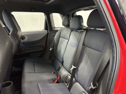 Certified 2025 MINI Cooper S image 11