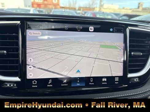 Used 2023 Chrysler Pacifica Limited image 27