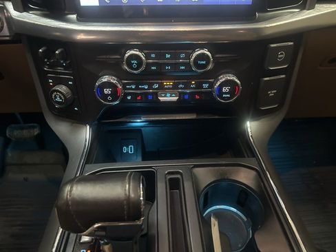 Used 2021 Ford F150 Lariat w/ Equipment Group 502A High AWD/4WD image 20