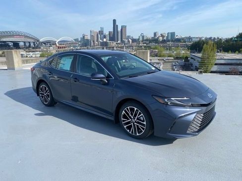 New 2026 Toyota Camry XLE FWD image 27