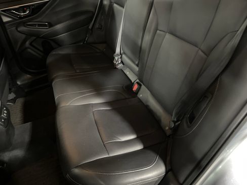 Used 2022 Subaru Outback Limited image 12