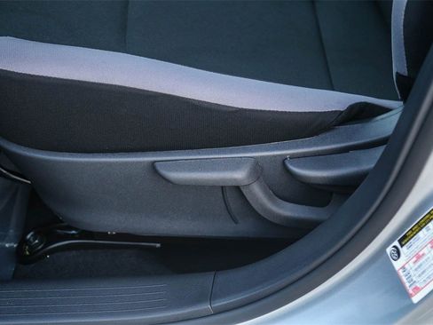 Used 2025 Nissan Versa S w/ Trunk Package image 23