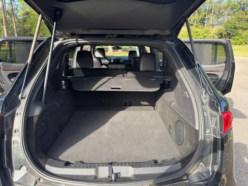 Used 2014 Lincoln MKT AWD image 19