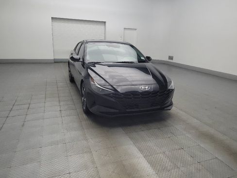 Used 2023 Hyundai Elantra SEL w/ Convenience Package FWD image 13