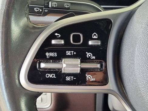 Used 2020 Mercedes-Benz GLE 350 4MATIC image 24