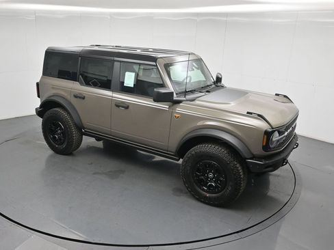 New 2026 Ford Bronco Badlands AWD/4WD image 38