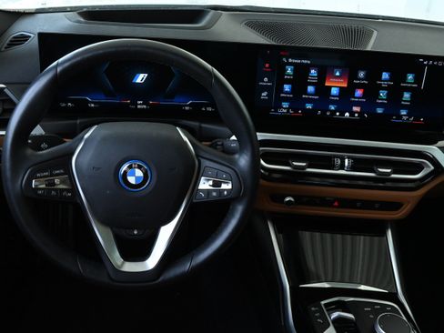 Used 2024 BMW i4 eDrive40 w/ Premium Package RWD image 16