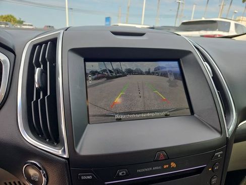 Used 2019 Ford Edge Titanium w/ Equipment Group 301A FWD image 27