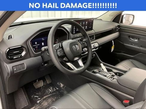 New 2026 Honda Pilot Touring image 8