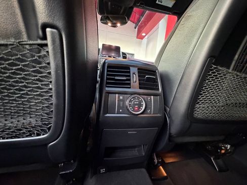 Used 2018 Mercedes-Benz GLS 550 4MATIC image 31