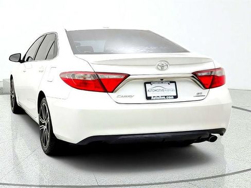 Used 2016 Toyota Camry SE FWD image 6