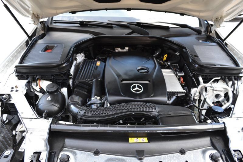 Used 2017 Mercedes-Benz GLC 300 4MATIC Coupe image 39