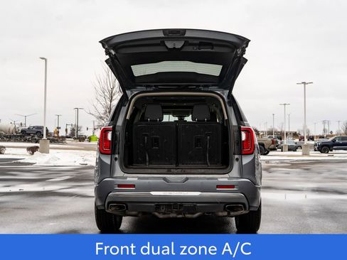 Used 2022 GMC Acadia Denali w/ Denali Ultimate Package image 10