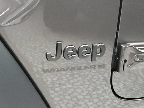 Used 2026 Jeep Wrangler Unlimited Sport AWD/4WD image 8
