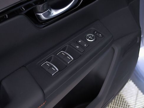 Used 2024 Honda CR-V Sport Touring image 18