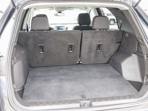 Used 2022 Chevrolet Equinox LT AWD/4WD image 24