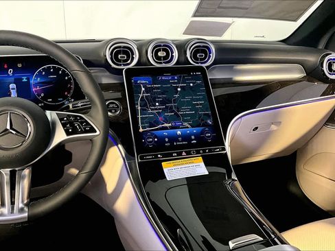 New 2026 Mercedes-Benz GLC 300 4MATIC image 8