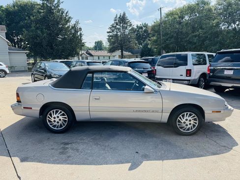 Used 1995 Chrysler LeBaron GTC FWD image 2