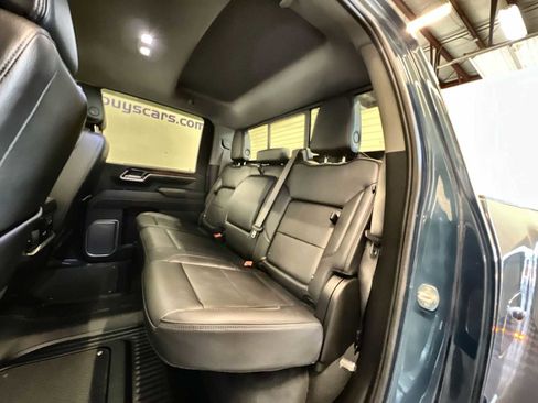 Used 2025 GMC Sierra 3500 Denali w/ Denali Reserve Package image 26