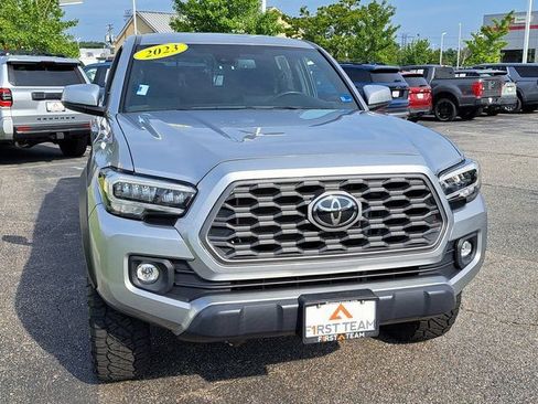 Used 2023 Toyota Tacoma TRD Off-Road AWD/4WD image 4