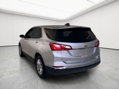 Used 2020 Chevrolet Equinox LT w/ Driver Convenience Package FWD image 9