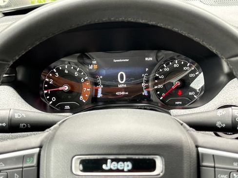 Used 2024 Jeep Compass Latitude AWD/4WD image 12