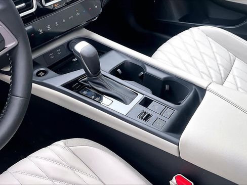 New 2026 Nissan Sentra SL FWD image 11