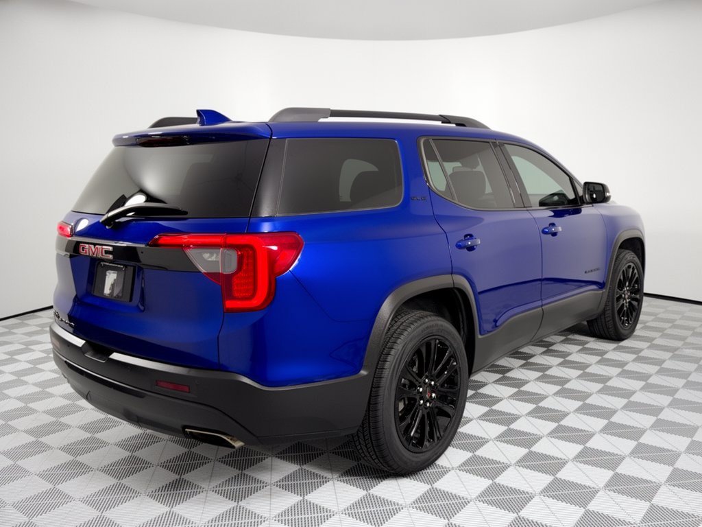Used 2023 GMC Acadia SLE w/ Elevation Edition FWD image 9
