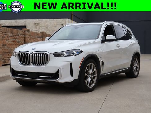 Used 2025 BMW X5 xDrive50e AWD/4WD image 1
