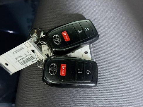 Certified 2024 Toyota Tacoma TRD Sport image 33