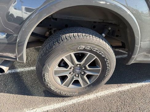 Used 2016 Ford F150 XLT w/ Equipment Group 302A Luxury image 17