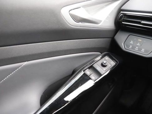 Used 2023 Volkswagen ID.4 Pro S Plus image 25