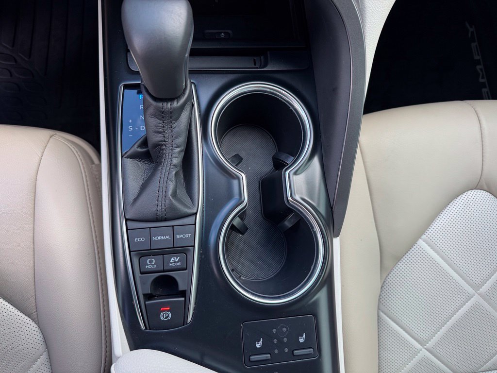 Used 2018 Toyota Camry XLE w/ Audio Package FWD image 23