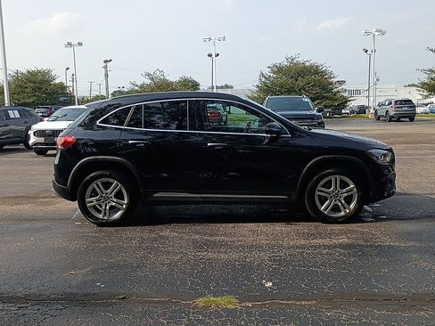 Used 2021 Mercedes-Benz GLA 250 4MATIC image 2