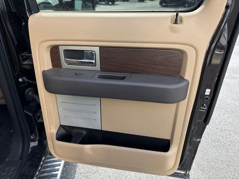 Used 2014 Ford F150 Lariat w/ Equipment Group 502A Luxury image 16