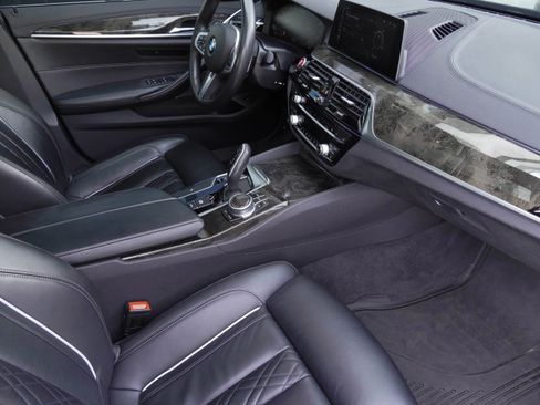 Used 2020 BMW M550i xDrive AWD/4WD image 10