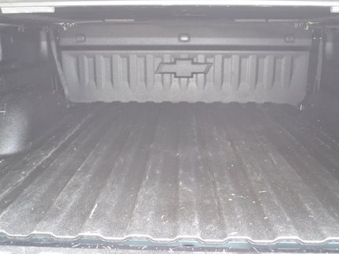 Used 2017 Chevrolet Silverado 1500 High Country image 8