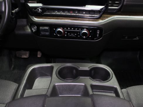 Used 2023 GMC Sierra 1500 SLE w/ Max Trailering Package AWD/4WD image 36