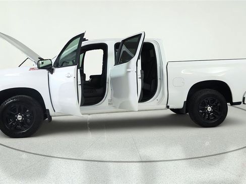 Used 2025 Chevrolet Silverado 1500 RST w/ Convenience Package II AWD/4WD image 6
