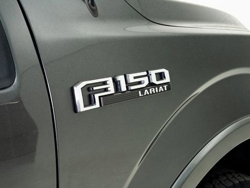 Used 2016 Ford F150 Lariat w/ Equipment Group 502A Luxury image 30