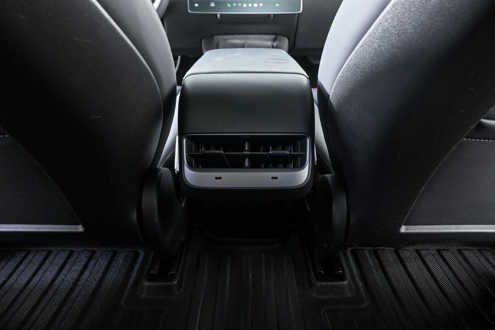 Used 2023 Tesla Model 3 Standard Range RWD image 18